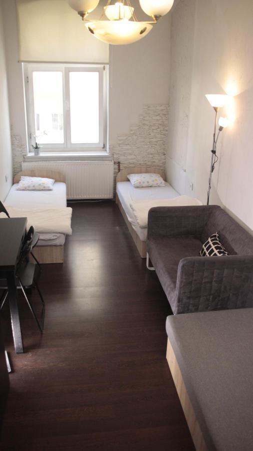 Pit Stop Hostel Poznan Luaran gambar